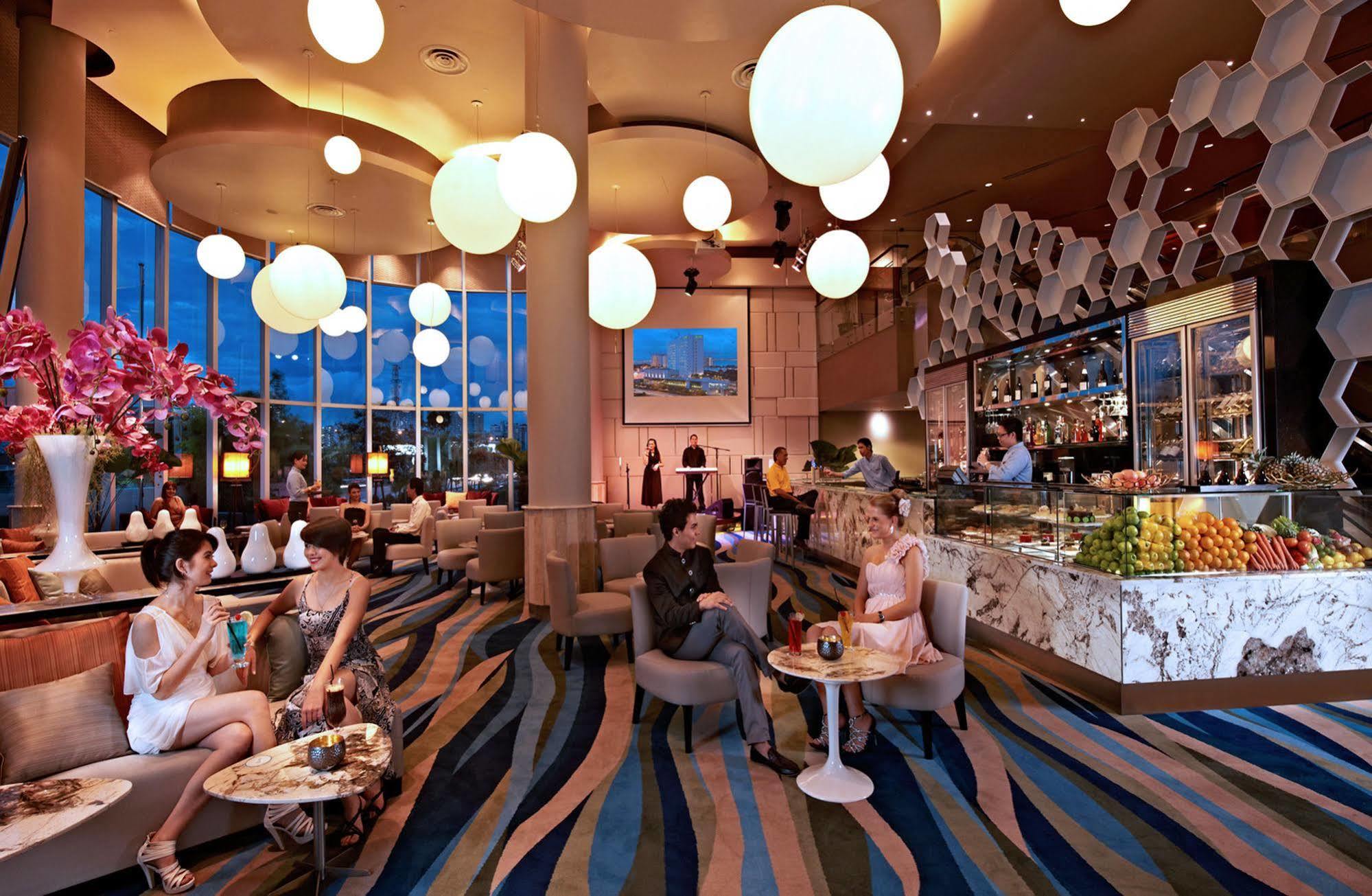 Eastin Penang 4* Sungai Dua Bukit